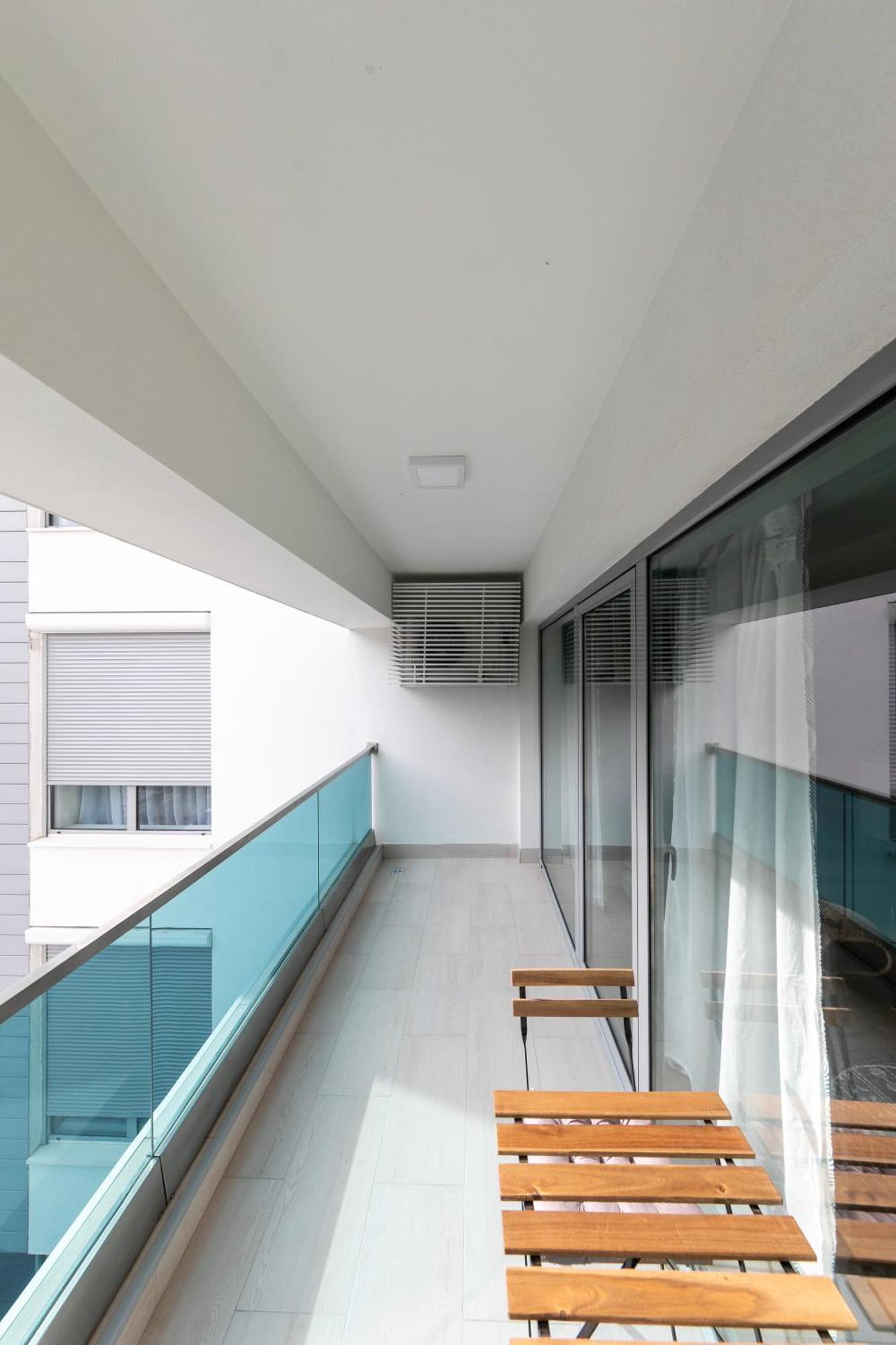 Blue Shadow - Moxa Home - New Building Bucureşti Eksteriør bilde
